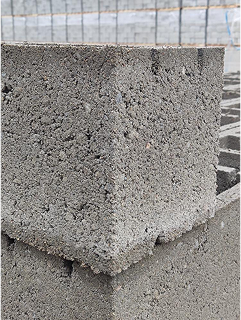 Betonsli blok